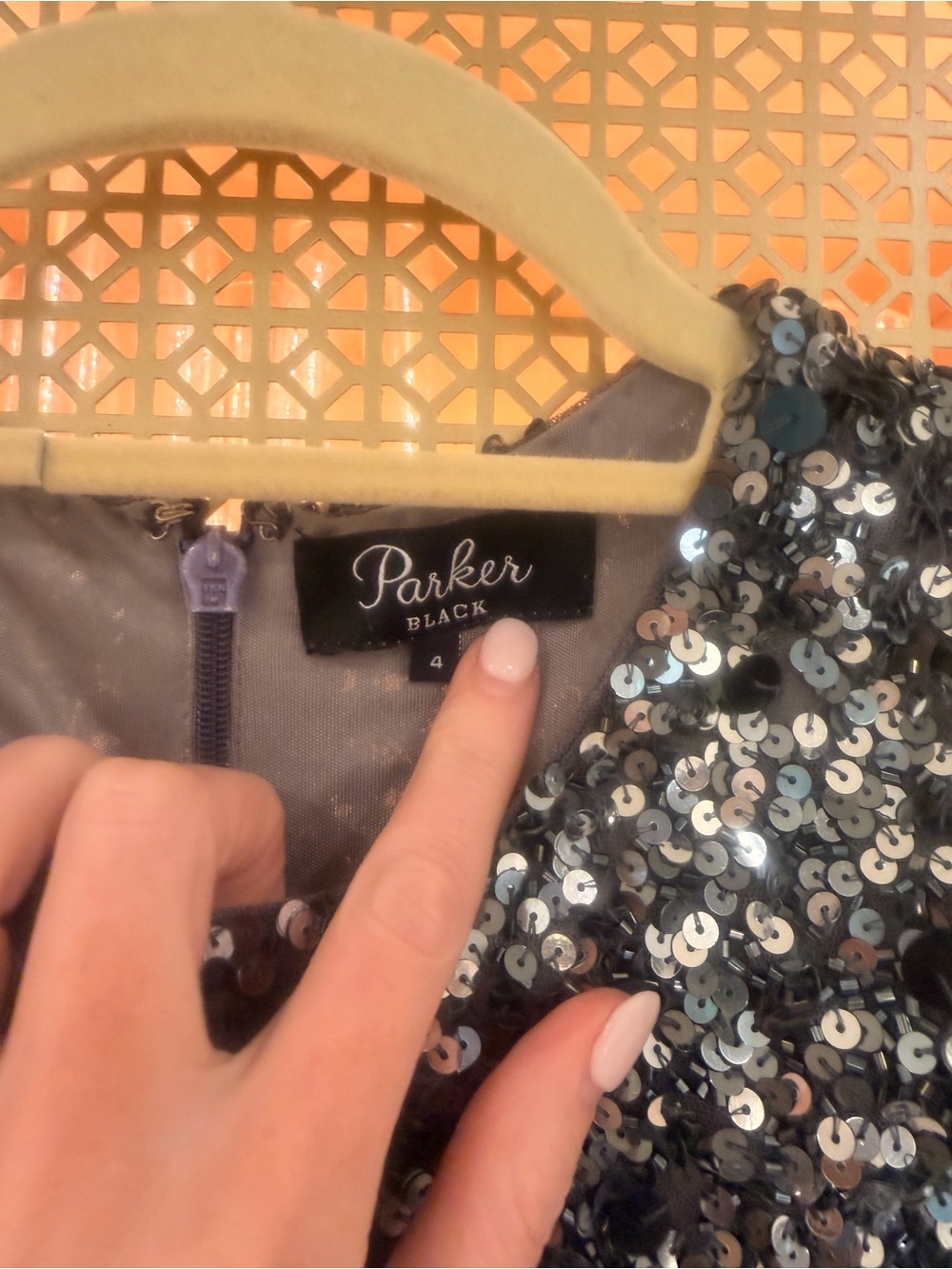 Parker Silver Sequin Cold-Shoulder Cocktail Dress! Stunning!! Size 4! EUC - Picture 3 of 5